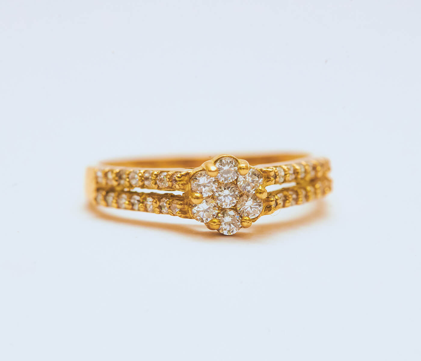 Victorian 18 Carat Gold Belcher Diamond Ring – Friar House